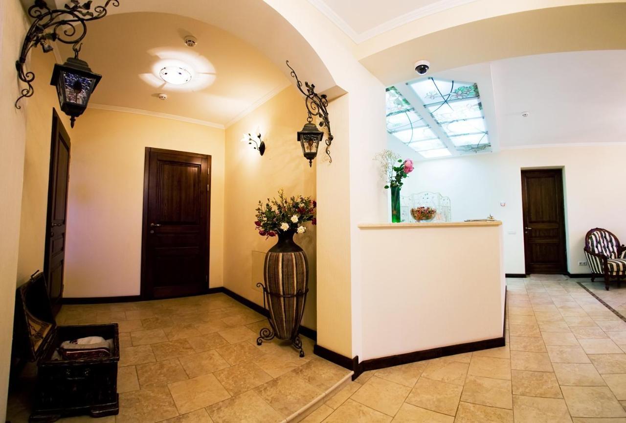 Villa Oselya Kyiv Exterior photo